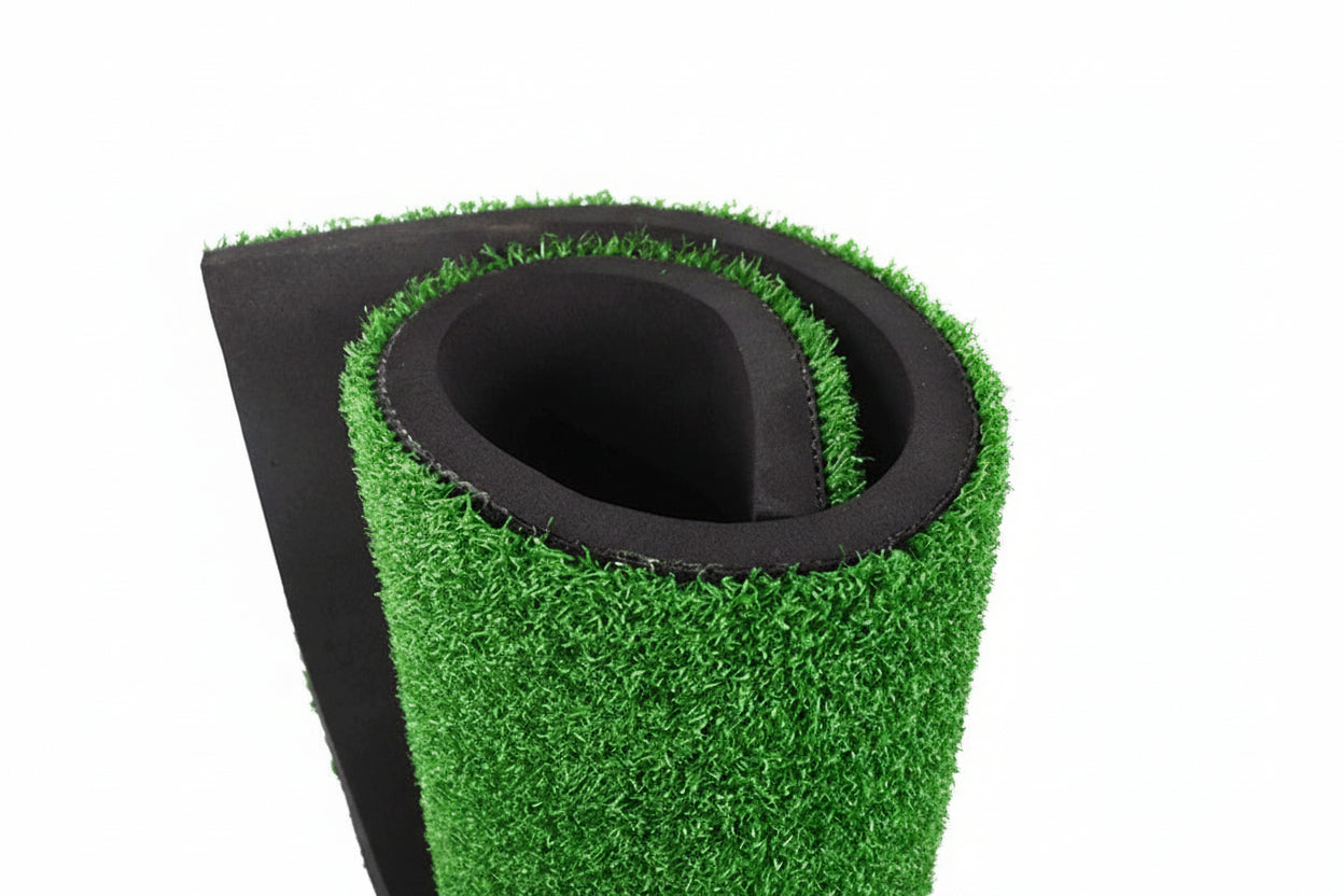 Golf swing mat used for improving consistency and accuracy